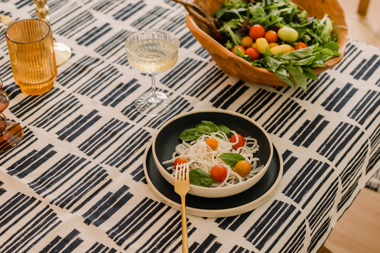 Marguerite in Indigo 70" x 90" Tablecloth